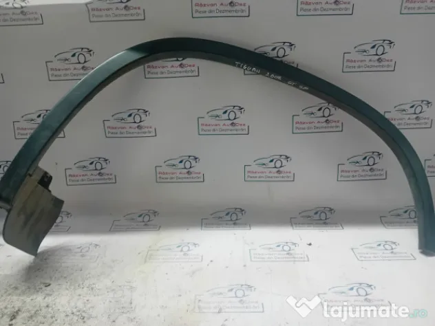 Bandou aripa stanga spate Volkswagen Tiguan 2008