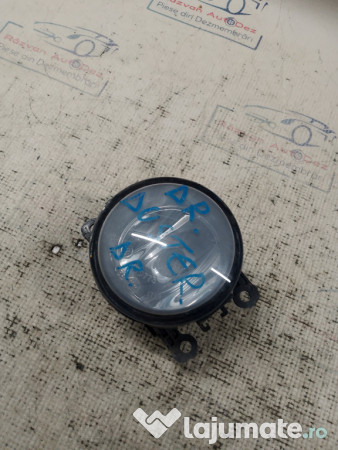 Proiector dreapta Dacia Duster 2012