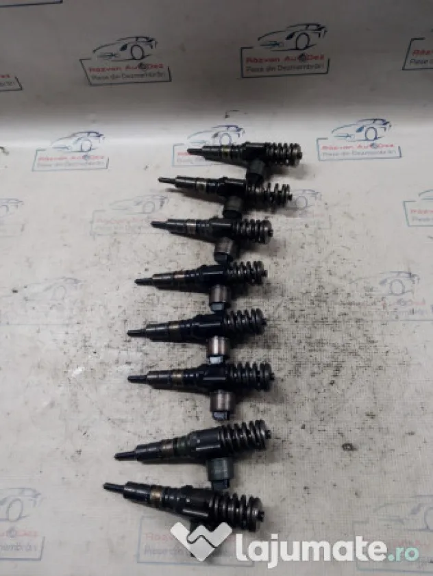 Injector Audi A4 B7 2.0 Motorina 2007