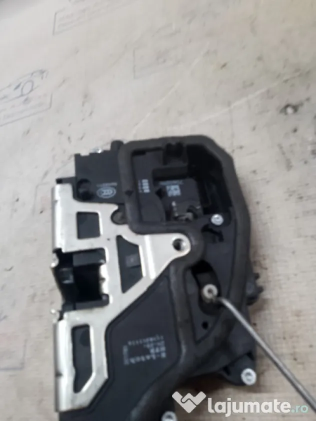 Broasca dreapta spate BMW X1 2010