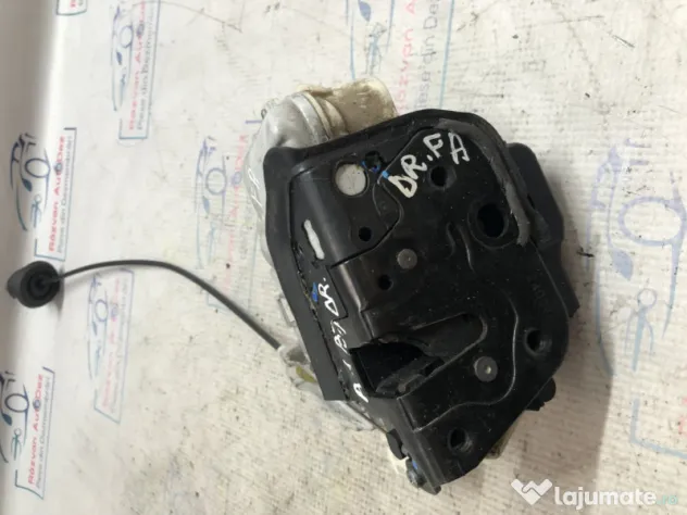 Broasca dreapta fata Audi A4 B7 2006