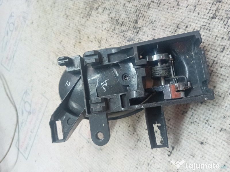 Maner interior stanga spate Nissan Juke 2011