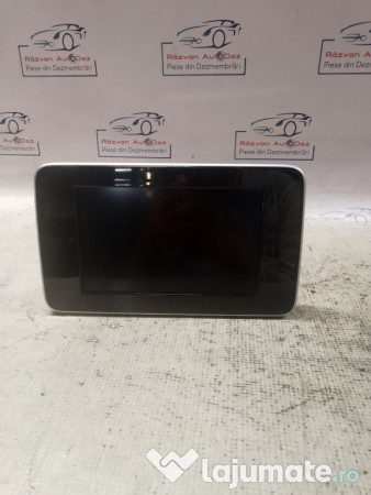 Display navigatie Mercedes C Class W205 2015