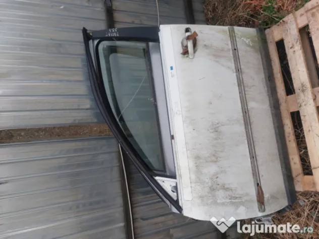 Usa stanga fata Volkswagen Passat B5.5 2004