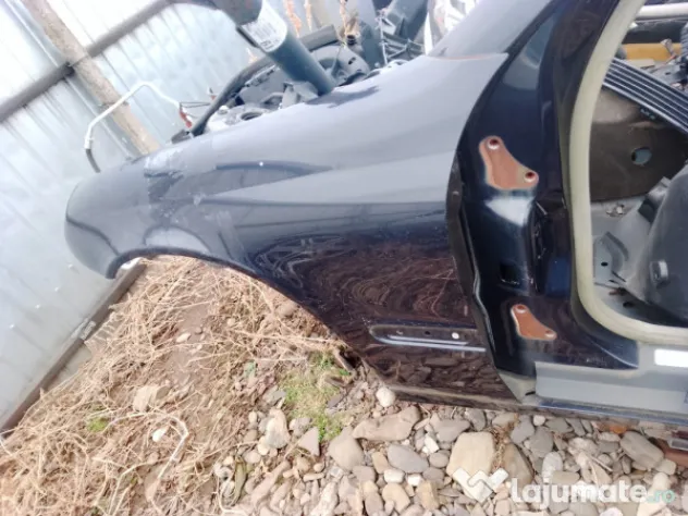 Aripa Stanga Fata Mercedes C-Class W203 2002