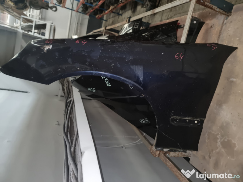 Aripa Stanga Fata Mercedes C-Class W203 2002