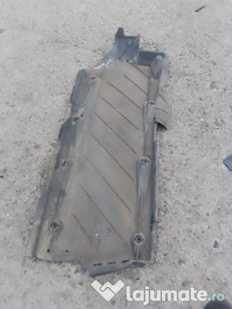Scut lateral stanga Skoda Fabia 2 Break 2010