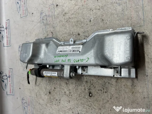 Airbag genunchi Mercedes C-Class W204 2011