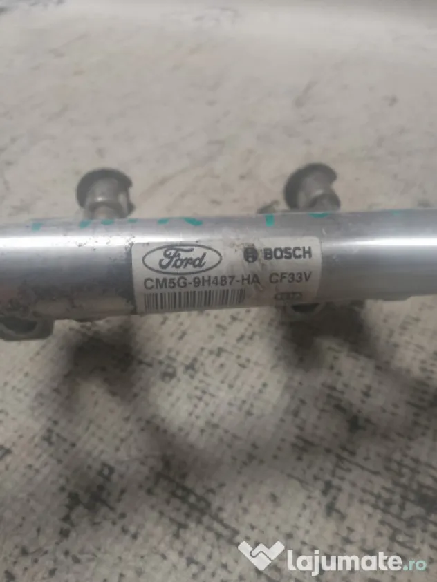 Rampa injectie Ford B-MAX 1.0 Benzina 2014