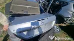 Hayon Mercedes E 220 2004