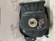 Subwoofer BMW 320 F30 2012