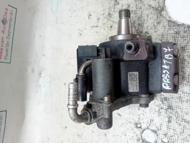 Pompa injectie Volkswagen Passat B7 1.6 2012