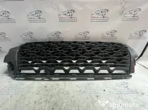Grila bara fata Dacia Duster 2019