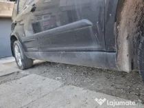 Prag dreapta plastic Skoda Yeti 2012