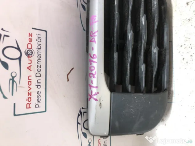 Grila proiector dreapta BMW X1 F48 2016