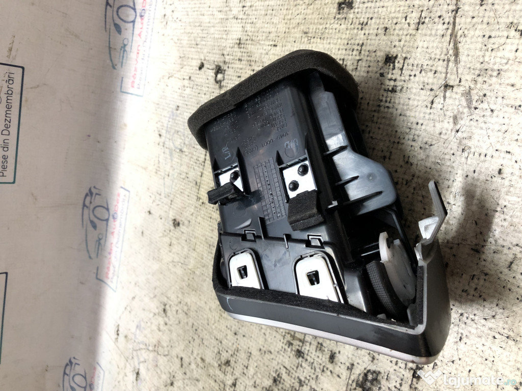Grila ventilatie dreapta Nissan Qashqai 2016