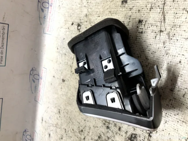 Grila ventilatie dreapta Nissan Qashqai 2016