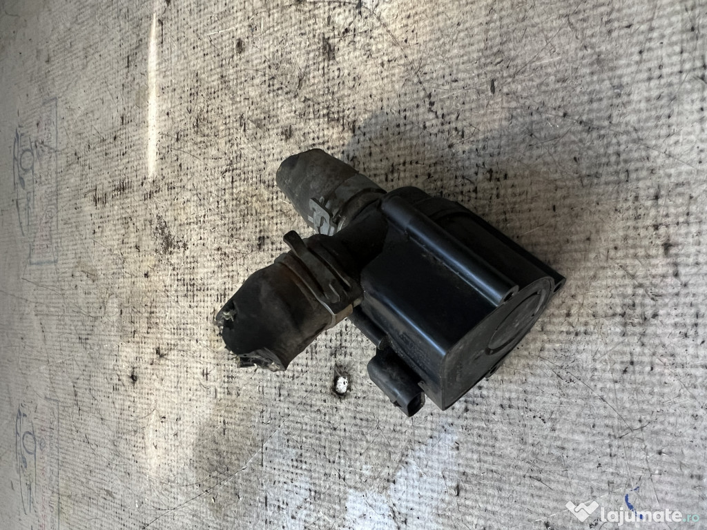 Pompa recirculare apa Audi A4 B9 2.0 2017