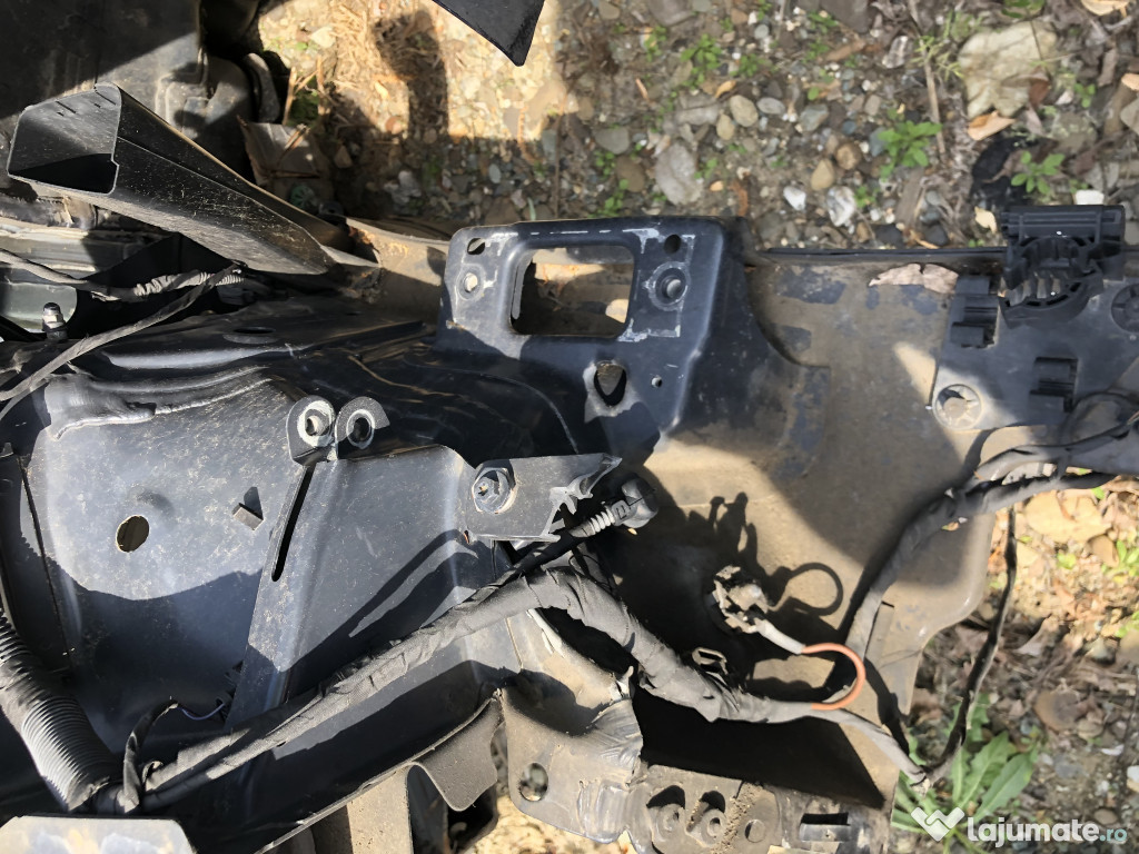 Lonjeron dreapta Volkswagen Tiguan 2014