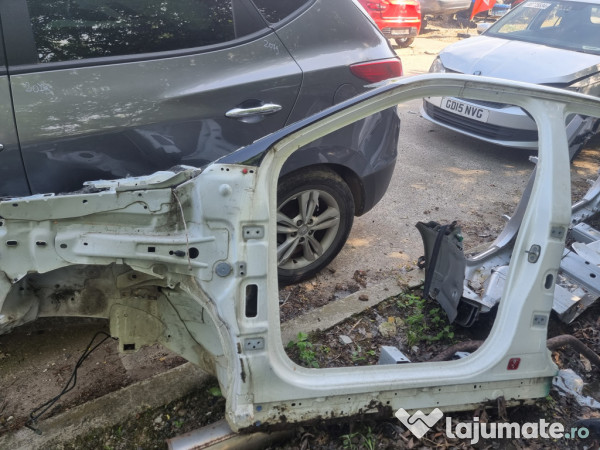 Prag stanga tabla Citroen Cactus 2015