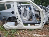 Prag dreapta tabla Nissan Juke - Benzina 2012