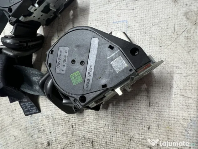 Set centuri spate stanga-dreapta Ford Ecosport 2015