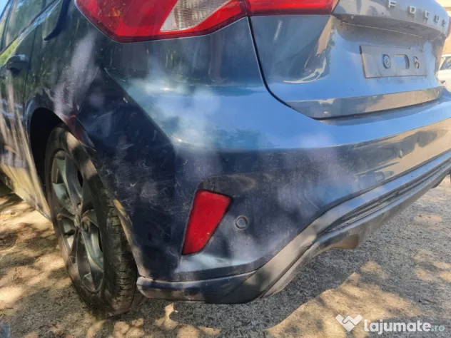 Bara spate Ford Focus 4 Hatcback 2020