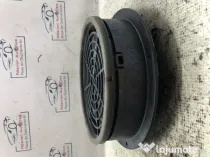 Boxa dreapta fata Audi Q5 2011