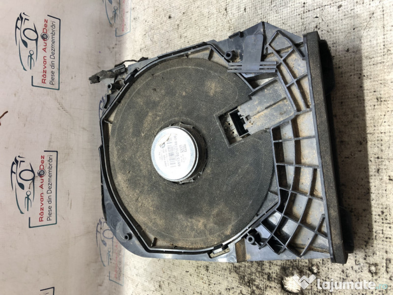 Boxa podea dreapta BMW 320 F30 2015
