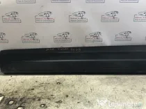 Bandou usa stanga fata Volkswagen Tiguan 2.0 Motorina 2009