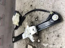 Macara geam dreapta spate Volkswagen Passat B8 2015