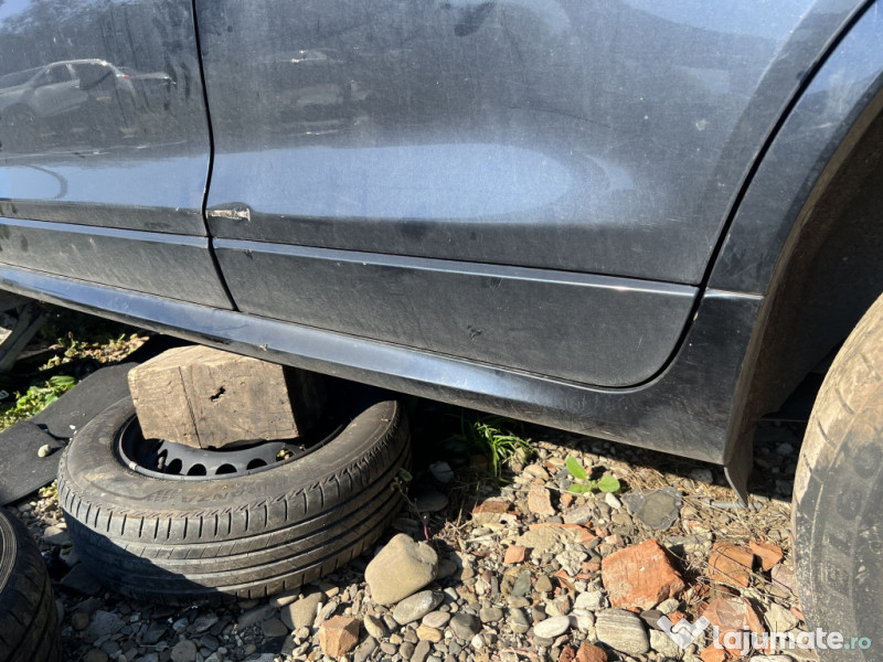 Prag stanga plastic BMW X3 F25 2014