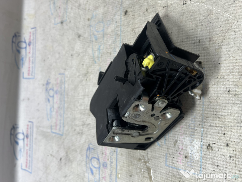 Broasca stanga spate Dacia Sandero 2022