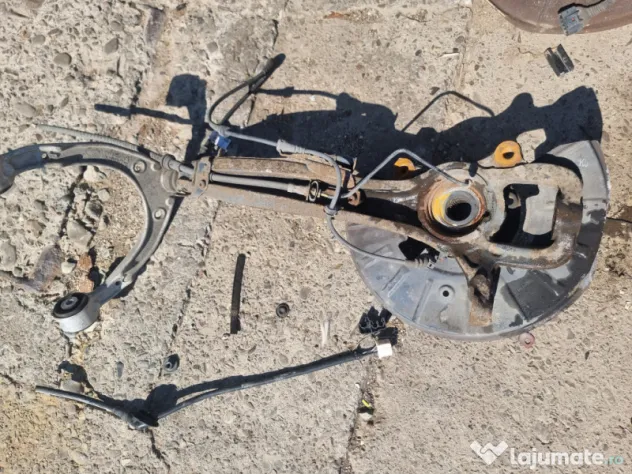 Fuzeta stanga fata Volkswagen Touareg 3.0 Motorina 2012