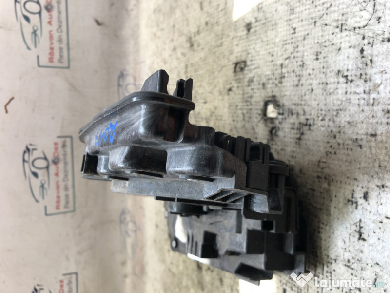 Broasca dreapta spate BMW F48 2016