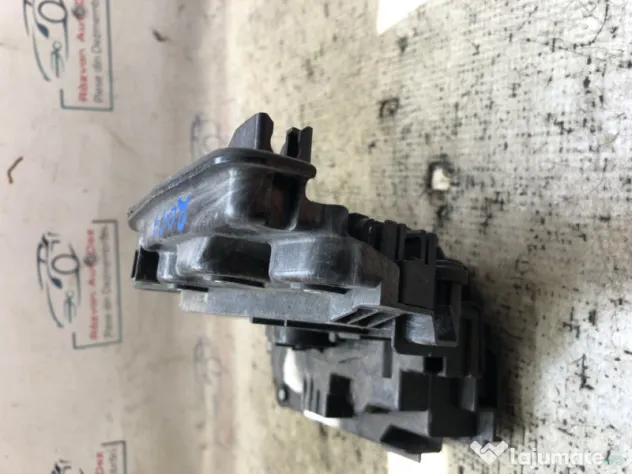 Broasca dreapta spate BMW F48 2016