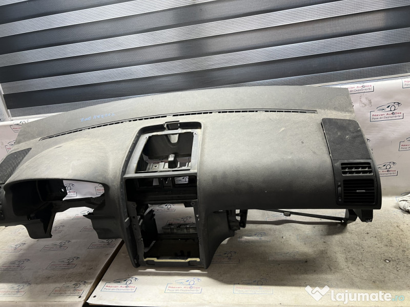 Kit Plansa bord cu airbag si centuri Volkswagen Touran 2007