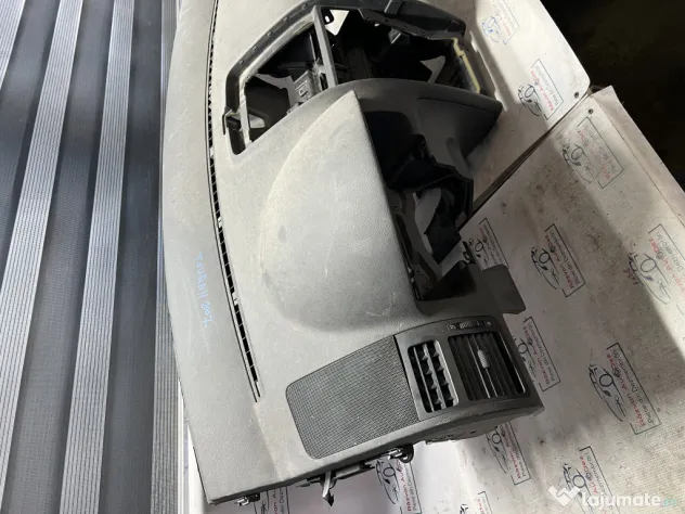Kit Plansa bord cu airbag si centuri Volkswagen Touran 2007