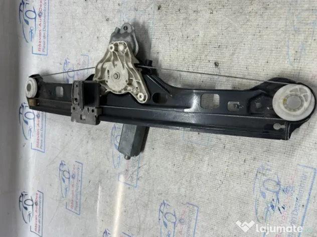 Macara geam stanga spate Mercedes C-Class W203 2004