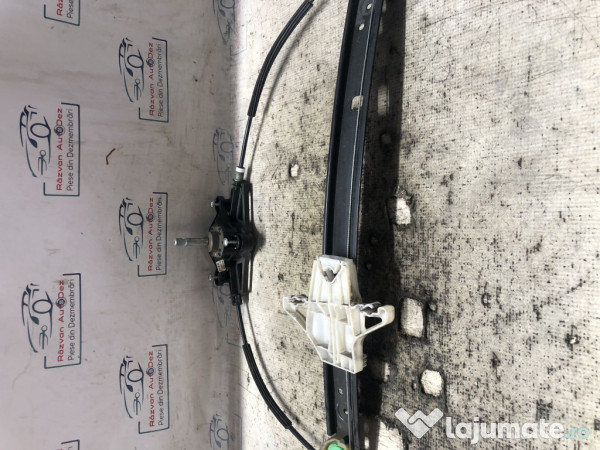 Macara geam stanga spate Skoda Octavia 3 2014