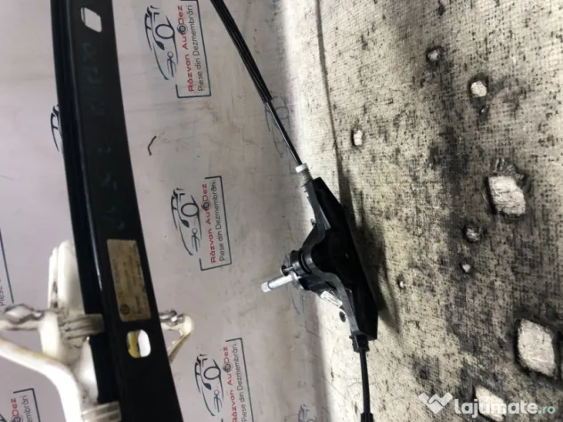 Macara geam stanga spate Skoda Octavia 3 2014