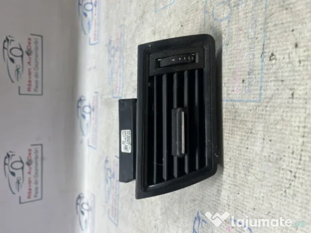 Grila ventilatie dreapta Skoda RAPID 2014