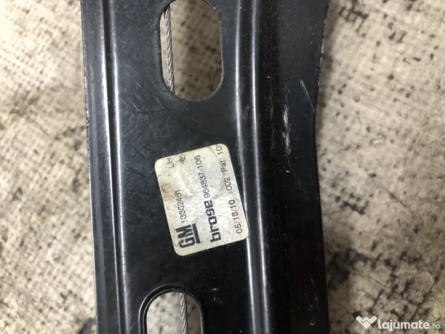Macara geam stanga fata Opel Insignia 2010