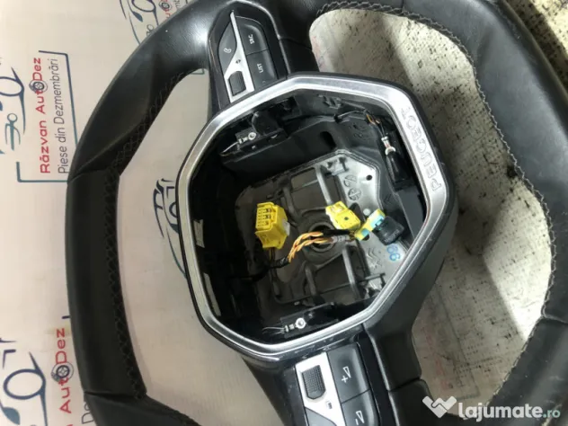 Volan cu comenzi Peugeot 3008 2019