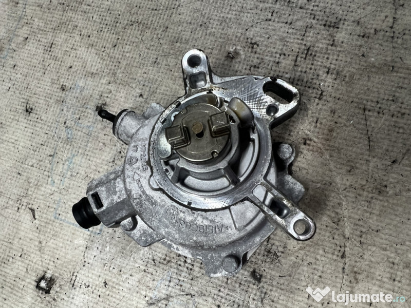 Pompa vacuum Ford Focus 3 1.0 Benzina 2015