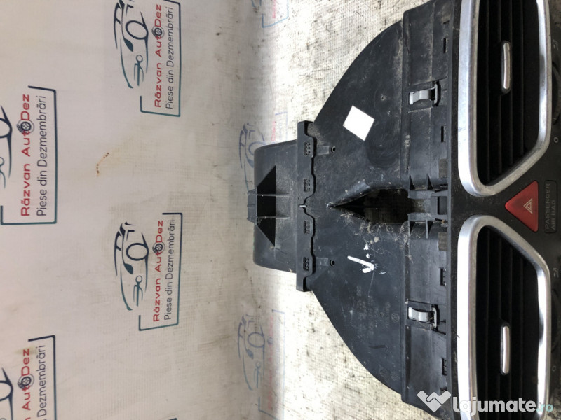 Grila ventilatie centrala Volkswagen Scirocco 2012