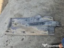 Scut lateral stanga Skoda RAPID 2012