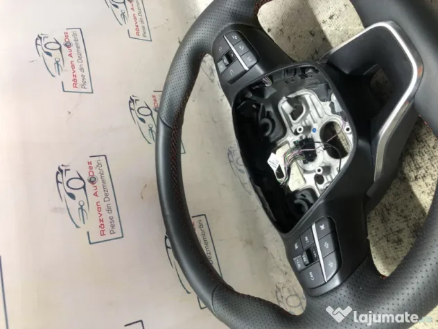 Volan cu comenzi Ford Fiesta 1.0 Benzina 2021
