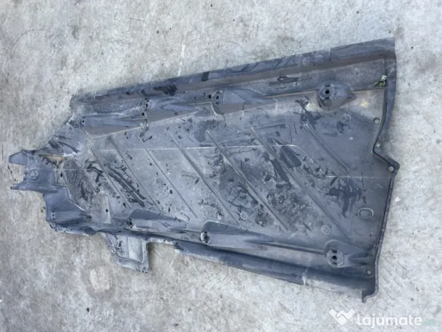 Scut lateral dreapta Volkswagen Polo 2.0 Motorina 2012