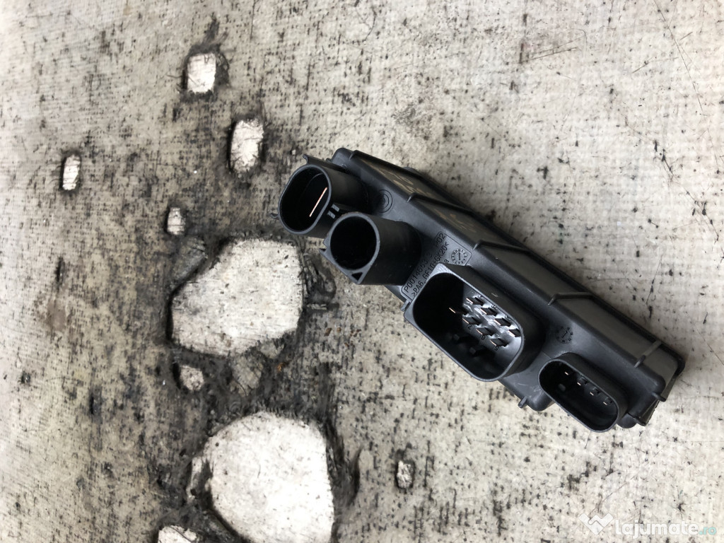 Modul electronic BMW Seria 2 F46 1.5 Benzina 2016